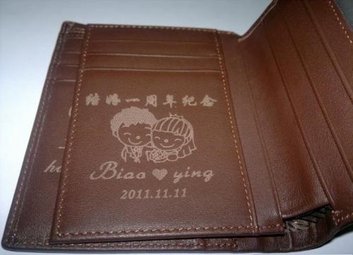 光纤激光打标皮革